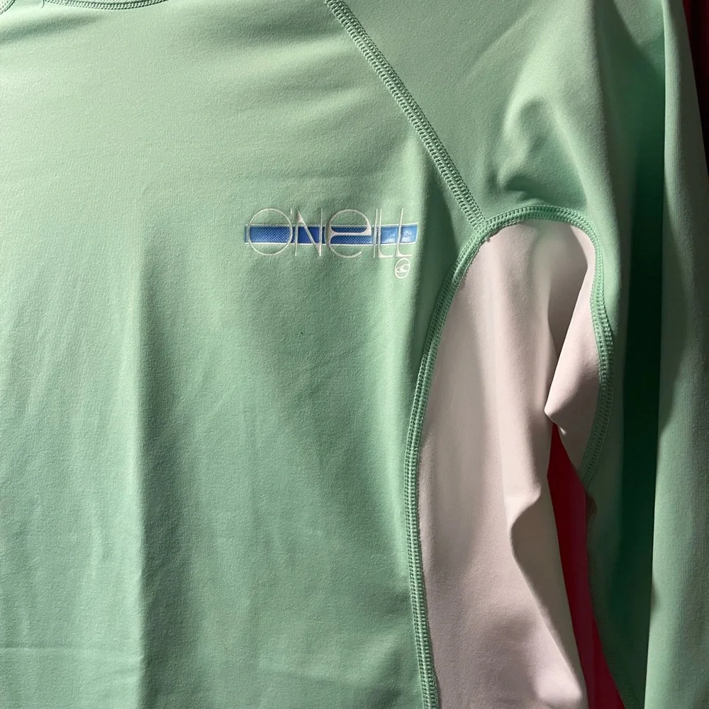 O'Neill Green and White Women's Swim Top - Picture 3 of 6